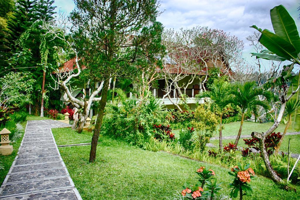 Puri Bunga Resort Ubud  Luaran gambar